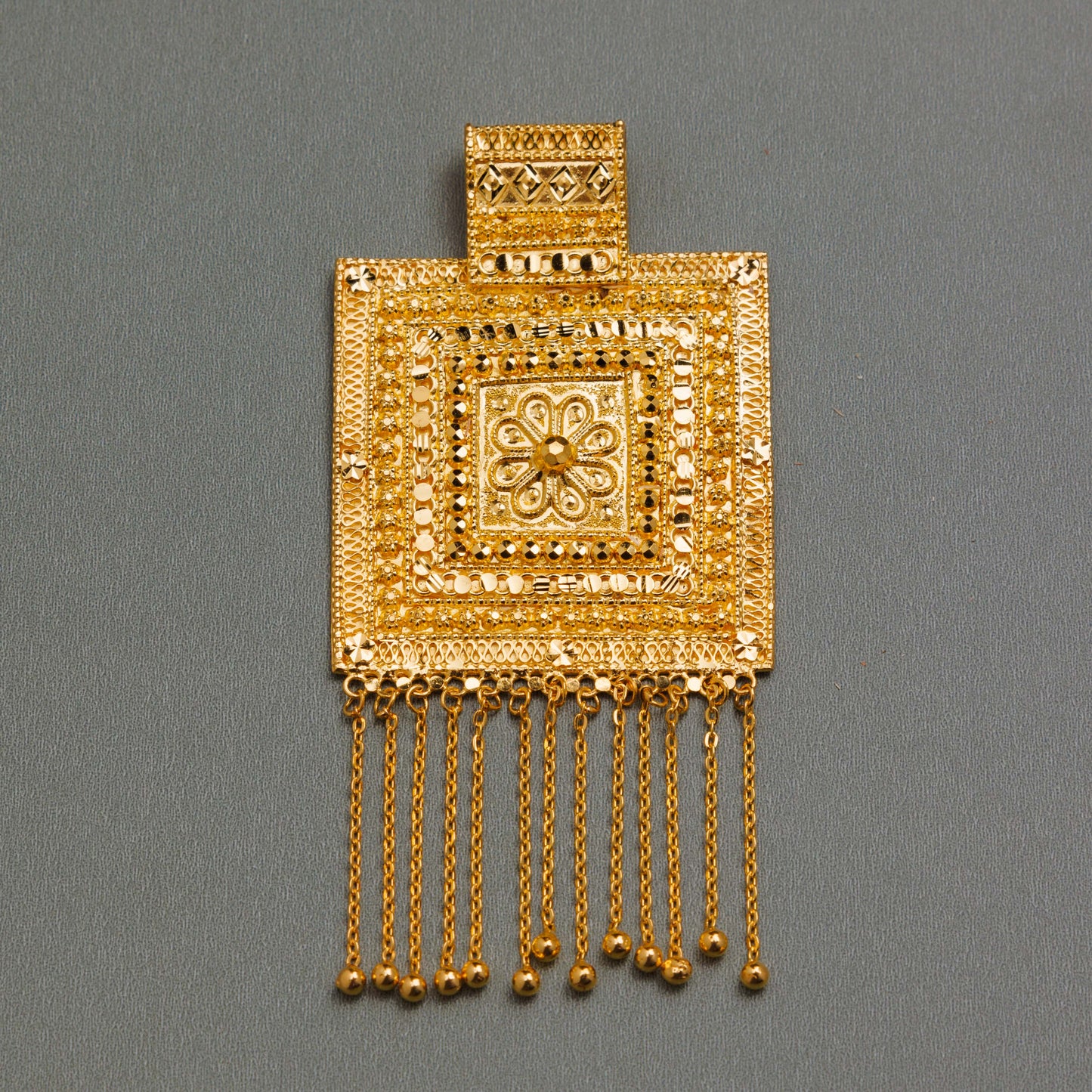 Square Traditional Pendant - Silver 925 & Gold Plated