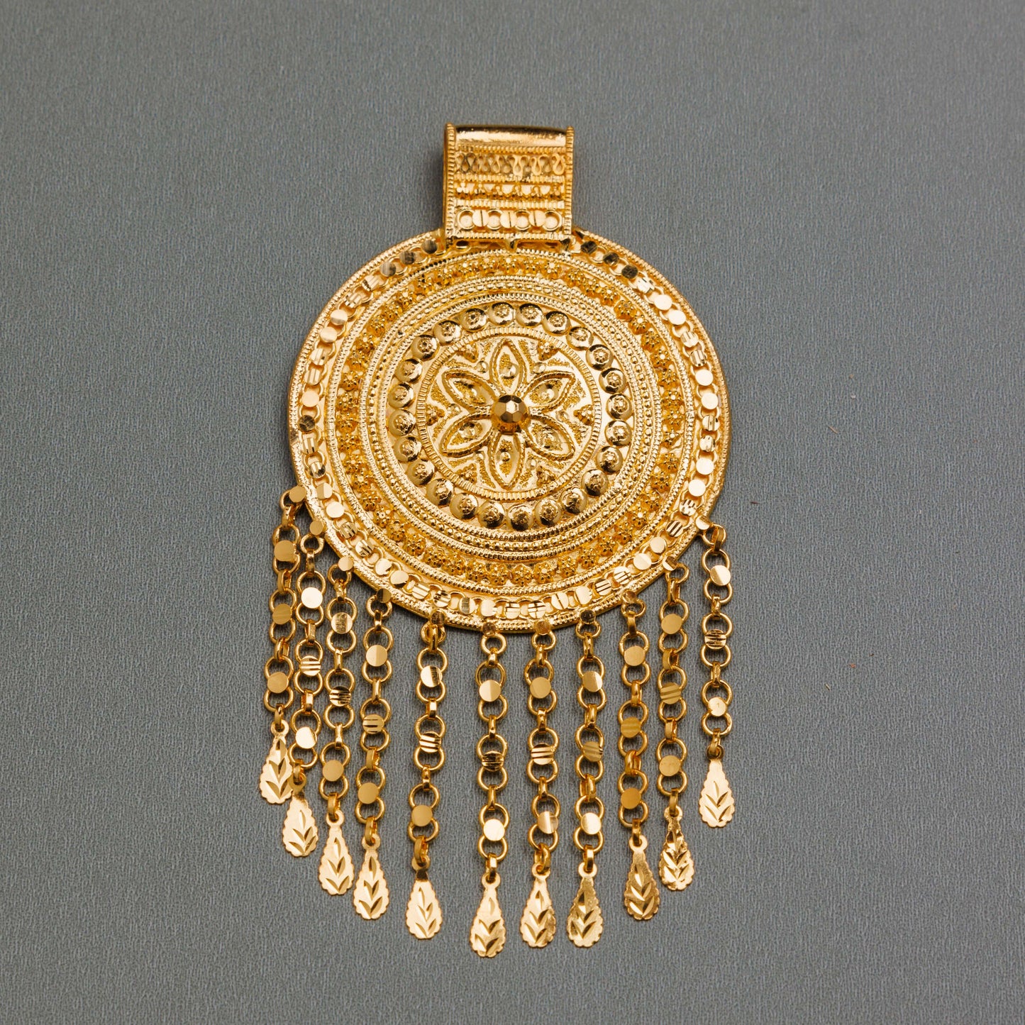 Circle Traditional Pendant (1) - Silver 925 & Gold Plated