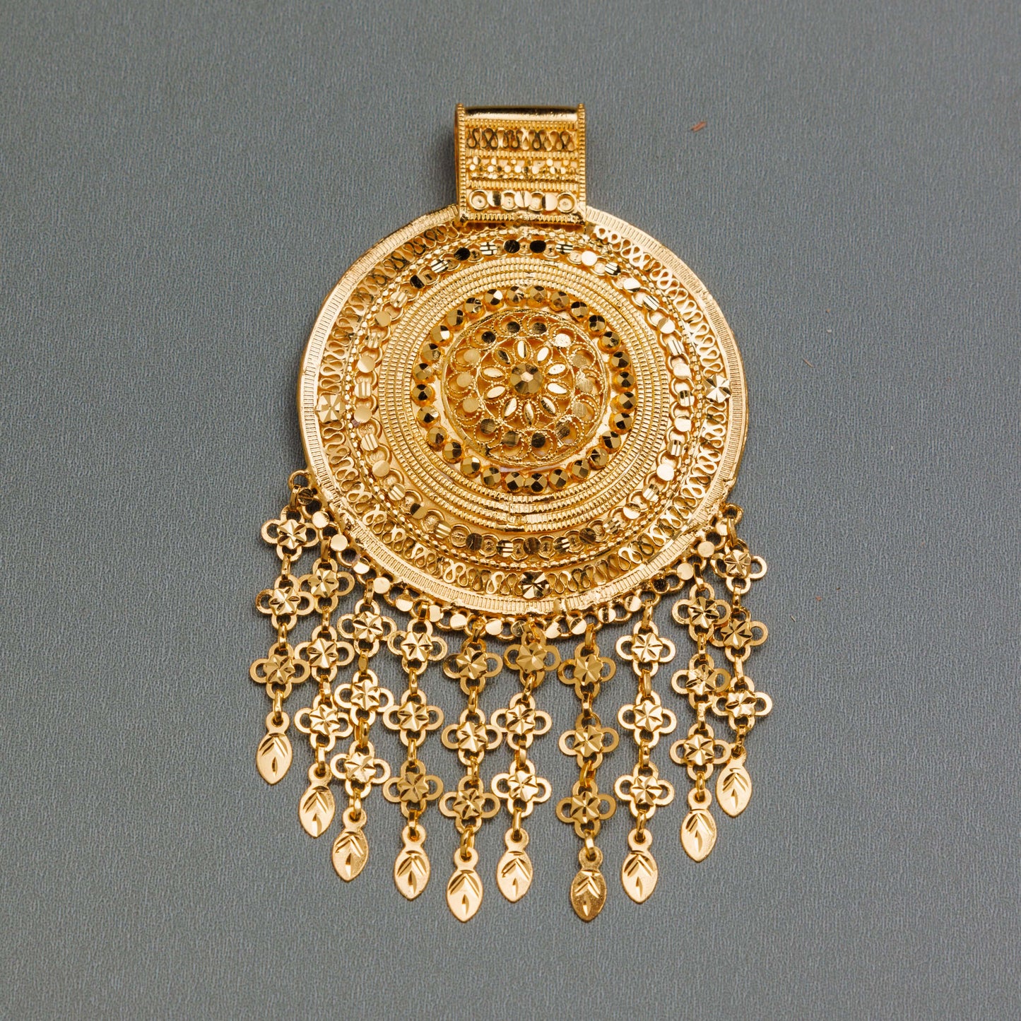 Circle Traditional Pendant (1) - Silver 925 & Gold Plated